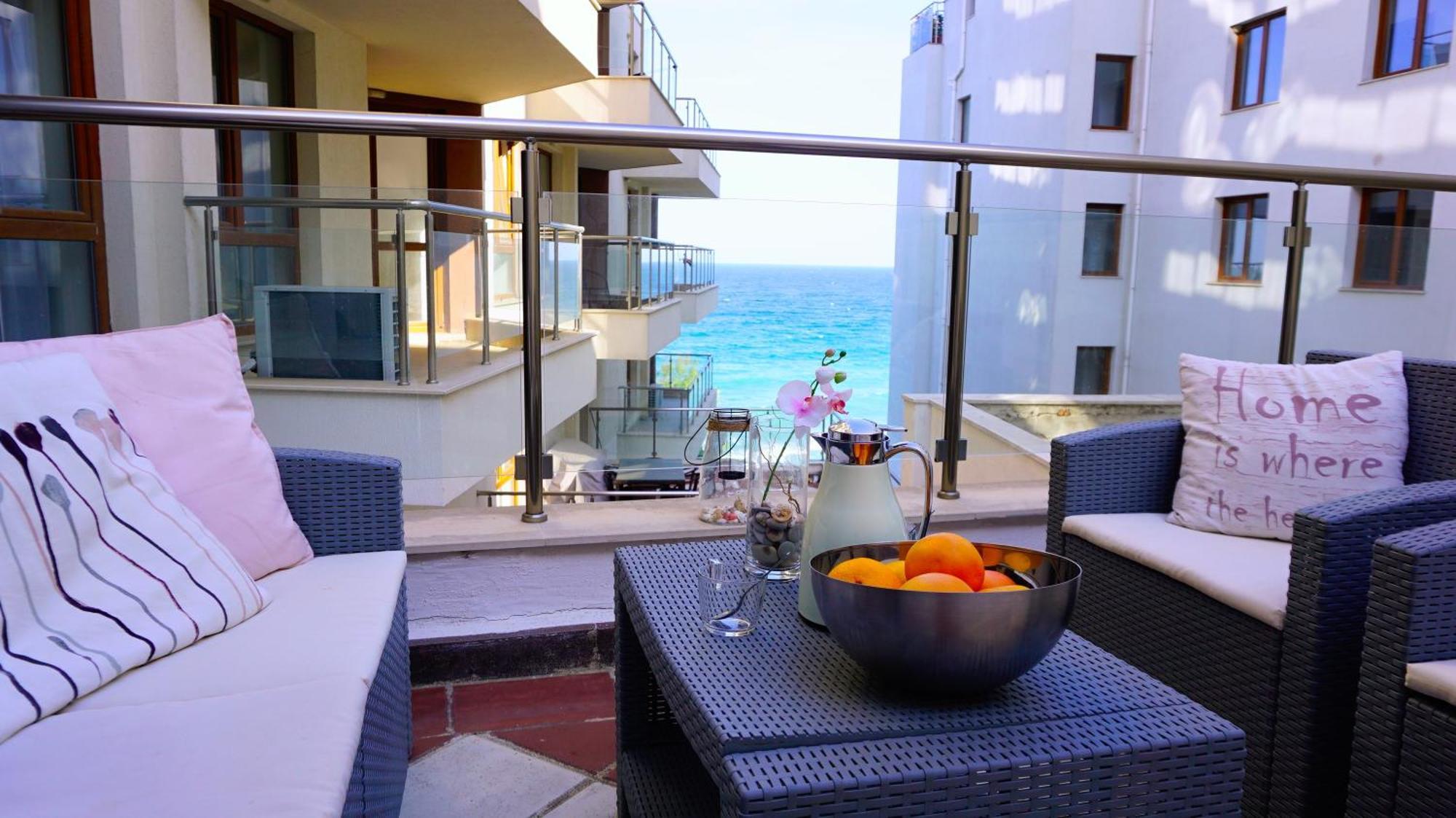 Апартаменти Бяла Клиф На Плажа - Apartments Byala Cliff First Line Exterior photo